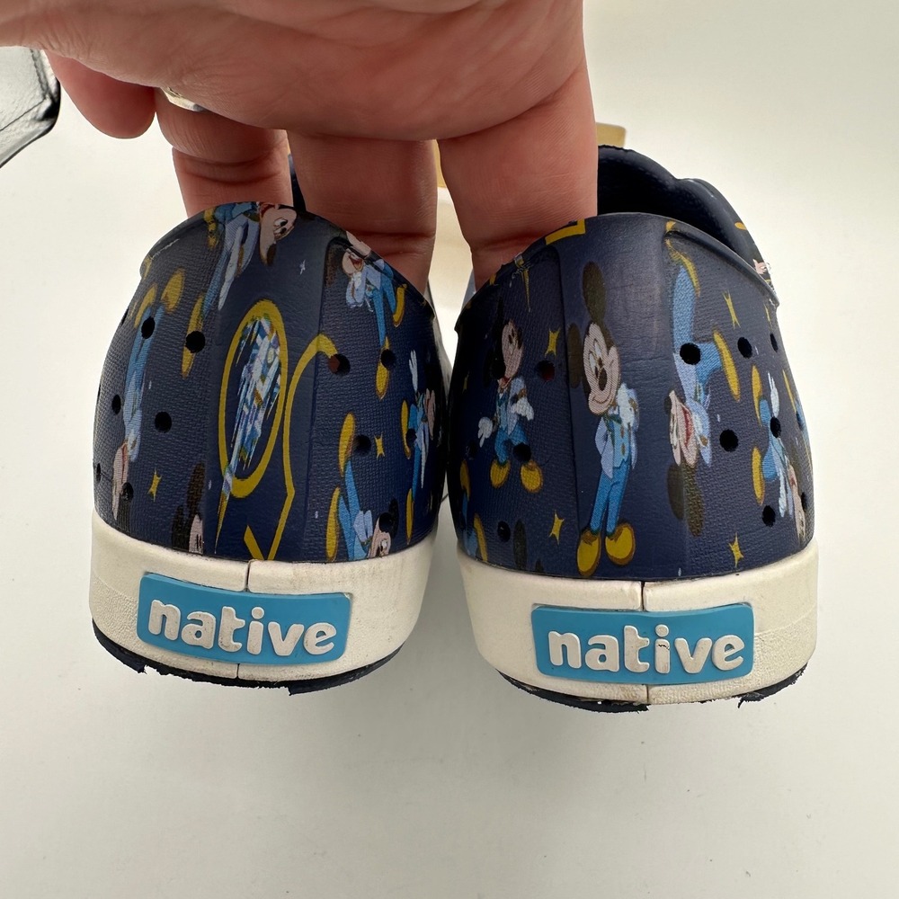 NATIVE x DISNEY Mickey Mouse Disney World 50th Anniversary Jefferson Shoes  J3 - Picture 9 of 12